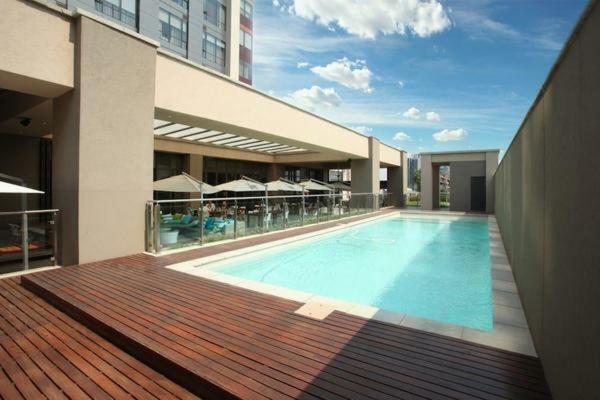 Sandton Skye Premium Suites & Penthouses Joanesburgo Exterior foto